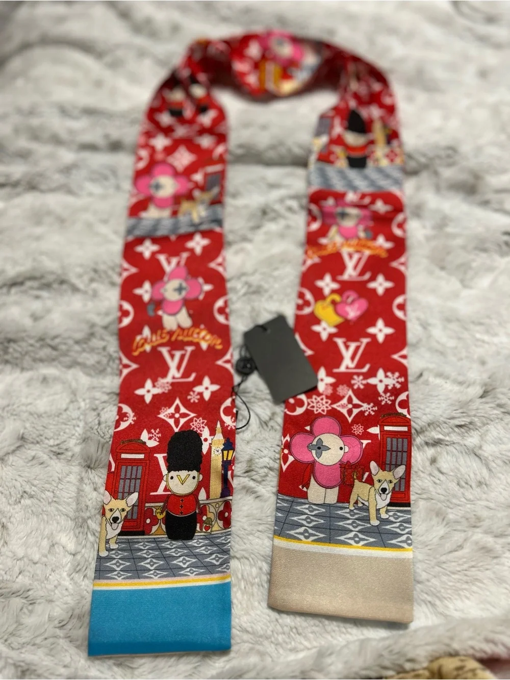 2021 London Christmas Animation Bandeau Scarf rare beautiful